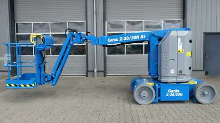 Fler stegs bom  Genie Z-30/20NRJ (1)