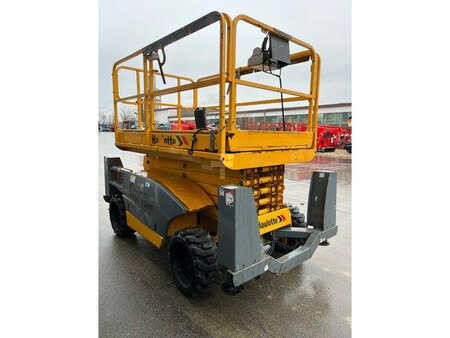 Scissor lift 2019 Haulotte Compact 12DX 12m Diesel Scherenarbeitsbühne 4x4 (8)