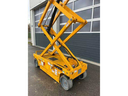 Scissor lift 2021 Haulotte Compact 8 - Scherenarbeitsbühne 8,2m, BJ 2021 (10)