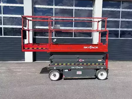 Scherenarbeitsbühne 2015  Skyjack SJ 3226 9,90m Scherenarbeitsbühne *Akku NEU* (7)
