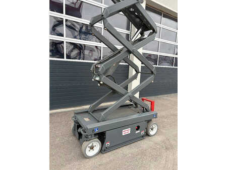 Scissors Lifts 2015  Skyjack SJ3219 - 7,80m Elektro Scherenarbeitsbühne (11)