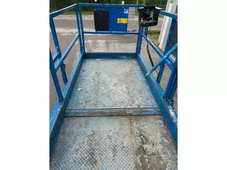 Piattaforme aeree a pantografo 2007  Genie GS 3268 11,75m Diesel Scherenarbeitsbühne (11)