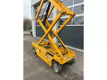 Scherenarbeitsbühne 2021  Haulotte Compact 8 - Scherenarbeitsbühne 8,2m, BJ 2021 (9)