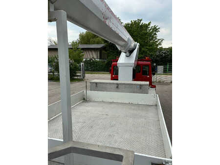 Autohoogwerker 2000  Ruthmann T265 LKW Arbeitsbühne 26,4m auf MAN Fahrgestell Ar (11)