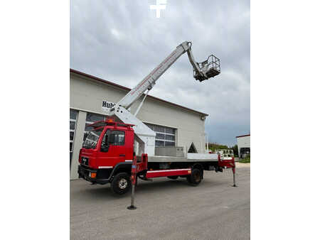 Autohoogwerker 2000  Ruthmann T265 LKW Arbeitsbühne 26,4m auf MAN Fahrgestell Ar (16)