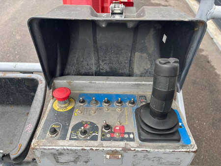 Puominostimet 2012  Manitou 120AETJC - 12m Gelenk-Teleskop-Arbeitsbühne (4)