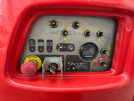 Puominostimet 2012  Manitou 120AETJC - 12m Gelenk-Teleskop-Arbeitsbühne (7)