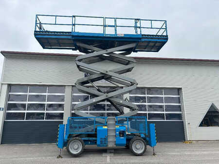 Schaarhoogwerker 2007  Genie GS 4390 RT 15,11m Diesel Scherenarbeitsbühne (12)