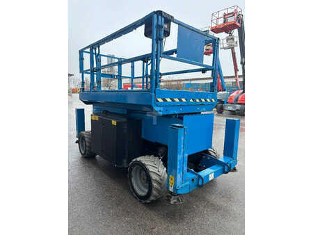 Sakse arbejds platform 2016  Genie GS 2669 RT - 10m Diesel Scherenarbeitsbühne 4x4 (11)