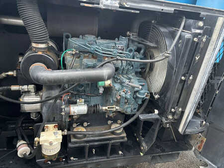 Sakse arbejds platform 2016  Genie GS 2669 RT - 10m Diesel Scherenarbeitsbühne 4x4 (14)