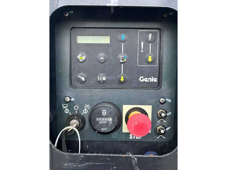 Sakse arbejds platform 2016  Genie GS 2669 RT - 10m Diesel Scherenarbeitsbühne 4x4 (4)