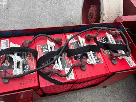 Csukló munka emelvény 1998  Genie Z 30/20 N 11,1m Gelenk-Teleskop-Arbeitsbühne (11)