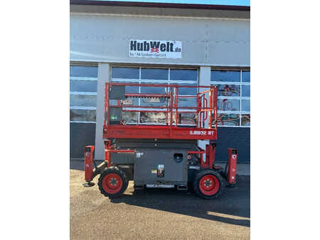 Scherenarbeitsbühne 2016  Skyjack SJ6832RT - 11,70m Diesel Scherenarbeitsbühne (1)