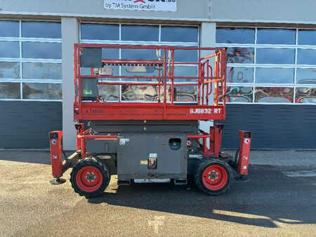 Scherenarbeitsbühne 2016  Skyjack SJ6832RT - 11,70m Diesel Scherenarbeitsbühne (2)