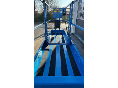 Pracovní plošina s nůžkovým zdvihem 2014  Genie GS 2032 8,10m Scherenarbeitsbühne (6)