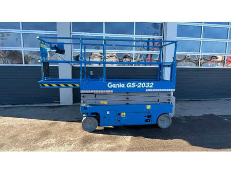 Pracovní plošina s nůžkovým zdvihem 2014  Genie GS 2032 8,10m Scherenarbeitsbühne (7)