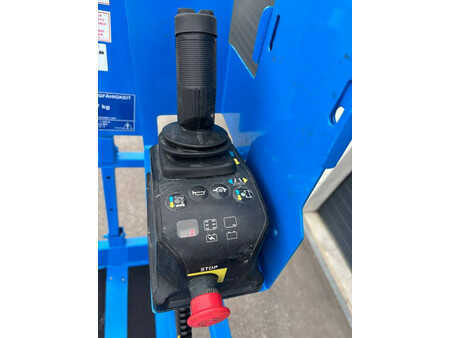 Scissors Lifts 2012  Genie GS1932 - 7,80m Scherenarbeitsbühne (11)