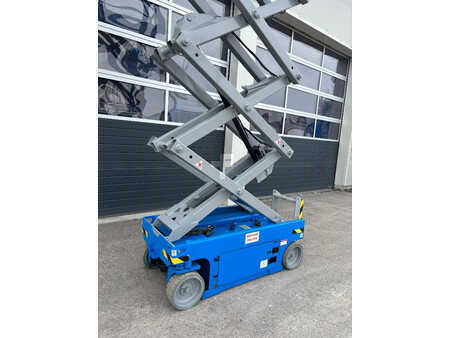 Scissors Lifts 2012  Genie GS1932 - 7,80m Scherenarbeitsbühne (13)