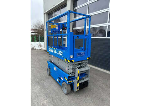 Scissors Lifts 2012  Genie GS1932 - 7,80m Scherenarbeitsbühne (3)