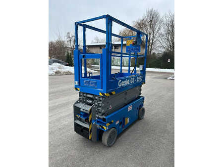 Scissors Lifts 2012  Genie GS1932 - 7,80m Scherenarbeitsbühne (4)