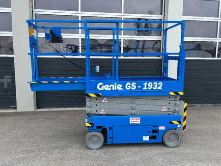 Scissors Lifts 2012  Genie GS1932 - 7,80m Scherenarbeitsbühne (9)