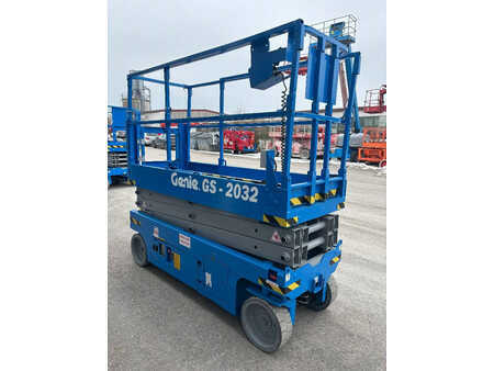 Pracovní plošina s nůžkovým zdvihem 2014  Genie GS 2032 8,10m Scherenarbeitsbühne *Akkus NEU* (5)