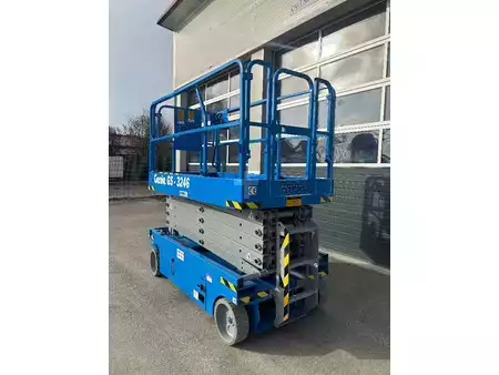 Saxliftar 2015  Genie GS 3246 - 11,60m Scherenarbeitsbühne *Akku neu* (3)