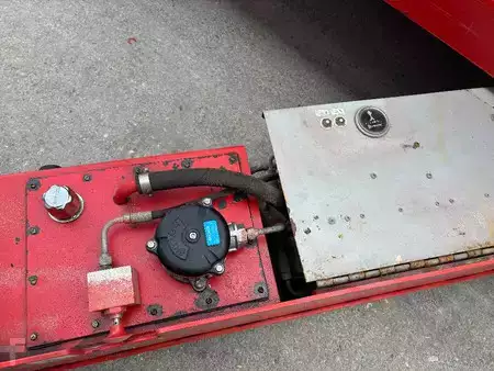 Ollós munka emelvény 2011  Skyjack SJ 4620 8,10m Elektro Scherenarbeitsbühne (12)