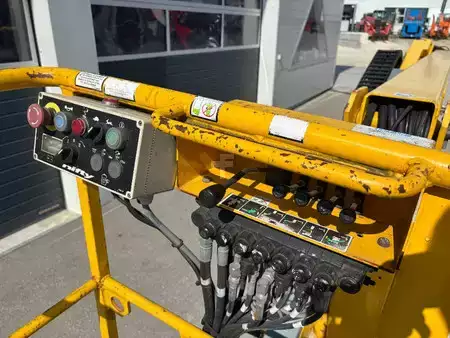 Piattaforme aeree articolate 2014  Niftylift HR 12 NE 12,1m Gelenk-Teleskop-Arbeitsbühne (7)
