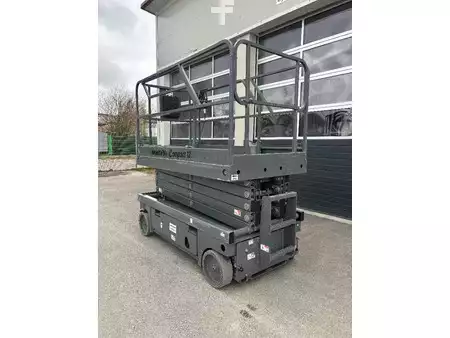 Scherenarbeitsbühne 2017  Haulotte Compact 12 - 11,75m Scherenarbeitsbühne (3)