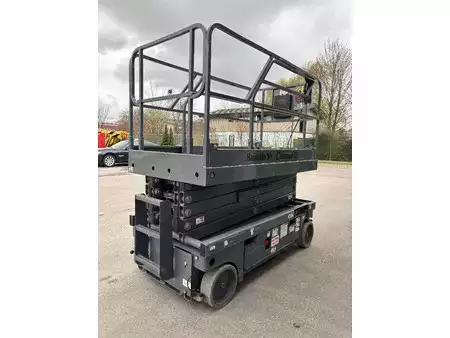 Scherenarbeitsbühne 2017  Haulotte Compact 12 - 11,75m Scherenarbeitsbühne (4)