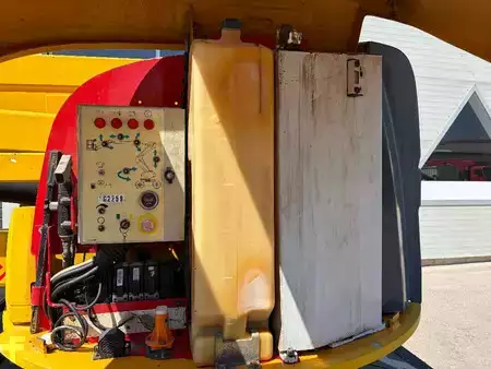 Kloubová pracovní plošina 2000  Haulotte HA 16 PX 16m Diesel Gelenk-Teleskop-Arbeitsbühne (9)