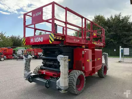 Levantamento tesoura 2025  MAGNI ES 1523 RT 15m 4x4 Scherenarbeitsbühne (4)