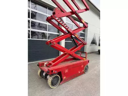 Ollós munka emelvény 2013  Iteco IT8290 10,15m Scherenarbeitsbühne *Akkus NEU* (12)