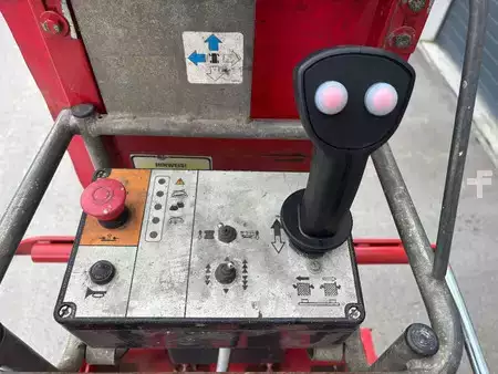 Ollós munka emelvény 2013  Iteco IT8290 10,15m Scherenarbeitsbühne *Akkus NEU* (8)