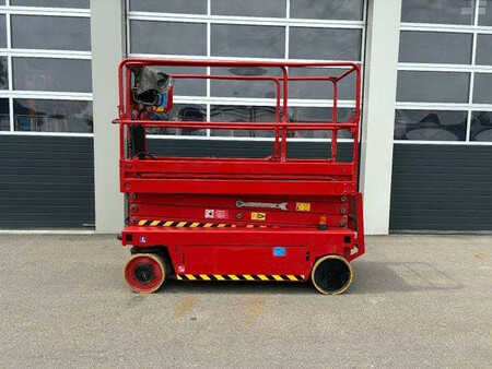 Scherenarbeitsbühne 2013  Iteco IT8290 10,15m Scherenarbeitsbühne (1)