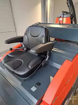 Feie- og støvsuging maskiner 2025  Hako B 1200 RH (5)