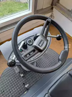 Feie- og støvsuging maskiner 2025  Hako B 1200 RH (6)