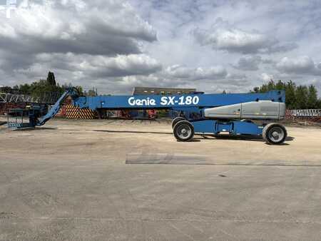 Podnośnik teleskopowy 2015  Genie SX-180 (1)