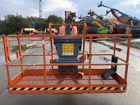 Kloubová pracovní plošina 2014  JLG 860 SJ (3)