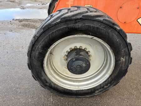 Teleskooppipuominostimet 2014  JLG 1350 SJP (11)