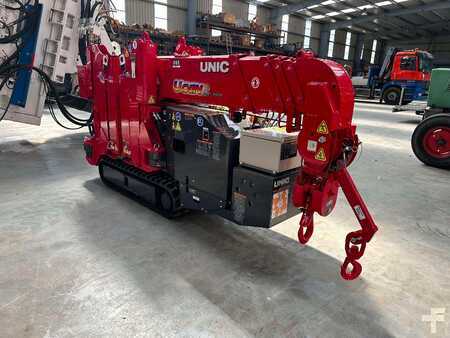 Unic URW 095