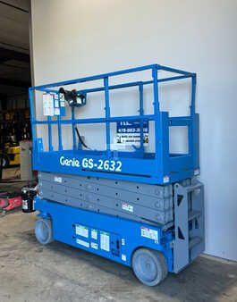 Plataforma Tijera 2004  Genie GS-2632 (6)