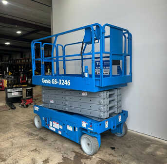 Plataforma Tijera - Genie GS-3246 (6)