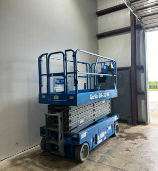 Plataforma Tijera - Genie GS-3246 (7)
