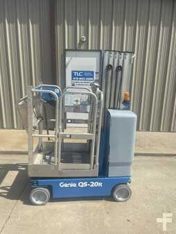 Scissor lift - Genie QS20R (3)