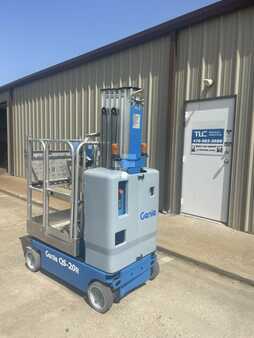 Scissor lift - Genie QS20R (7)