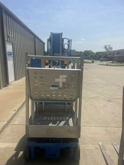 Scissor lift - Genie QS20R (9)