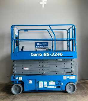 Scissor lift 2008  Genie GS-3246 (1)