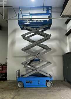 Plataforma Tijera 2015  Genie GS-2632 (2)